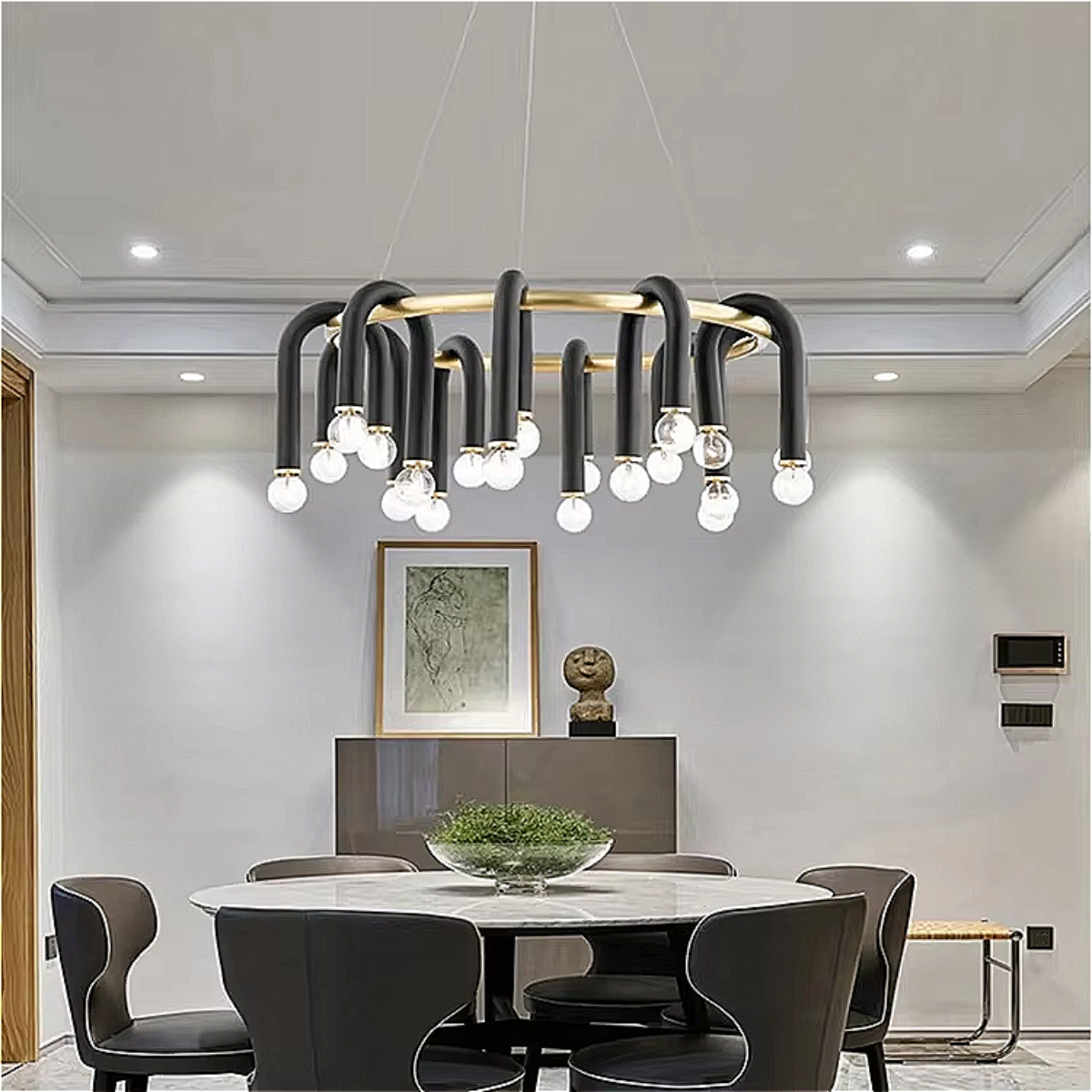 Contemporary black and gold chandelier illuminating a luxury dining space – LINKORI PRHEAL statement pendant for upscale interiors