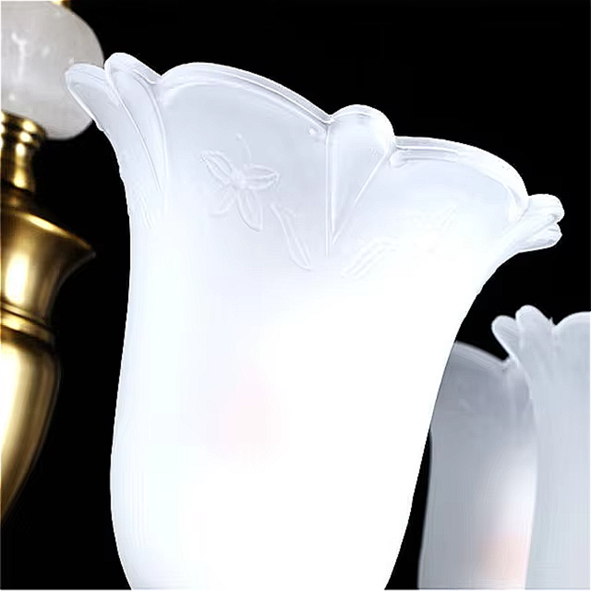 Close-up of frosted tulip-shaped glass pendant on the VROLLADO chandelier – highlighting vintage European floral elegance.