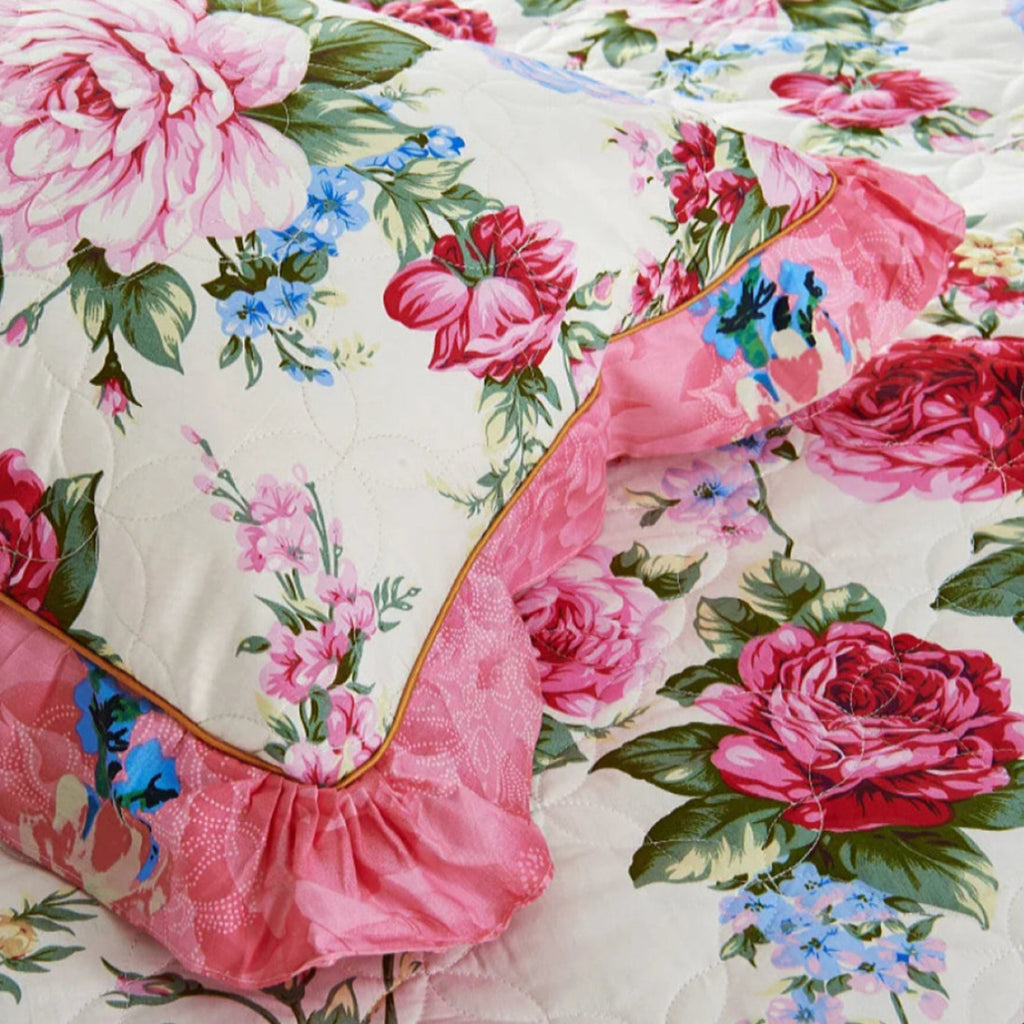Floral bedding set with pink roses and green leaves on a Ivory background