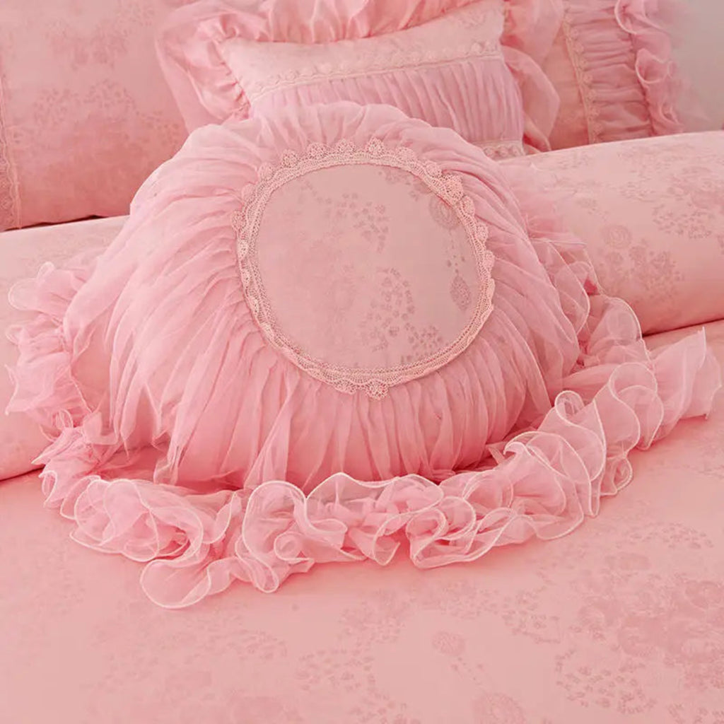 Round lace throw pillow with tatting-lace scalloped edge on pink ruffle bedding, 100% cotton twill (600TC), cottagecore shabby-chic accent for elegant bedrooms | LINKORI Lacelet Pink round pillow detail