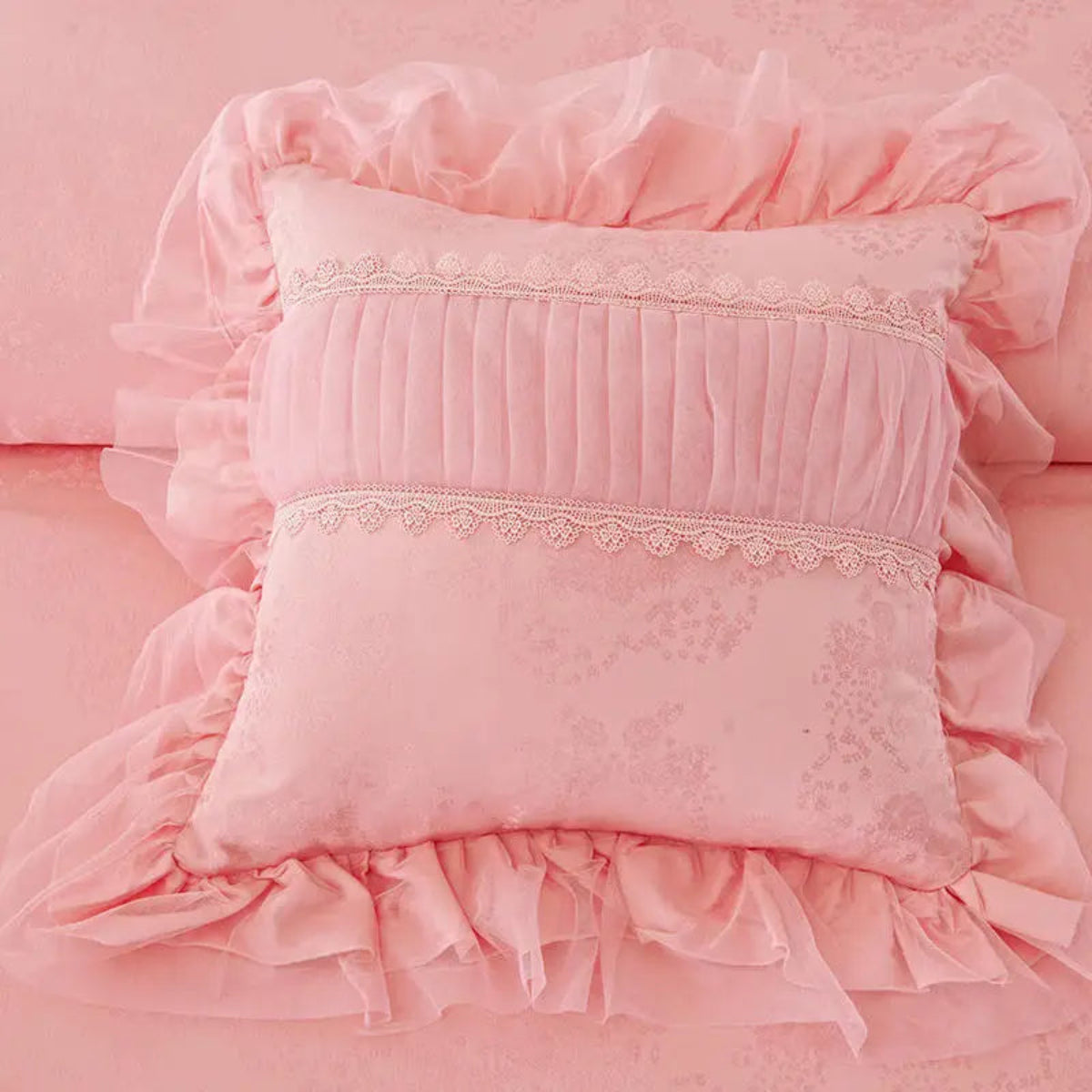 Square lace-edge pillow on pink ruffle duvet cover — refined tatting lace border, cotton twill (600TC); cottagecore decorative pillow for elegant bedrooms | LINKORI Lacelet Pink square pillow detail