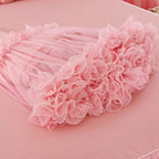 Lace-trimmed pink duvet cover — tatting lace scallops on 100% cotton twill (600TC), vintage-inspired detail for shabby-chic & modern classic interiors | LINKORI Lacelet Pink lace trim view