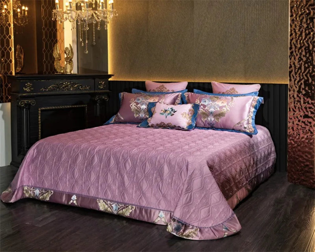 High-end baroque pink medallion satin bedding Egyptian cotton quilted luxury collection