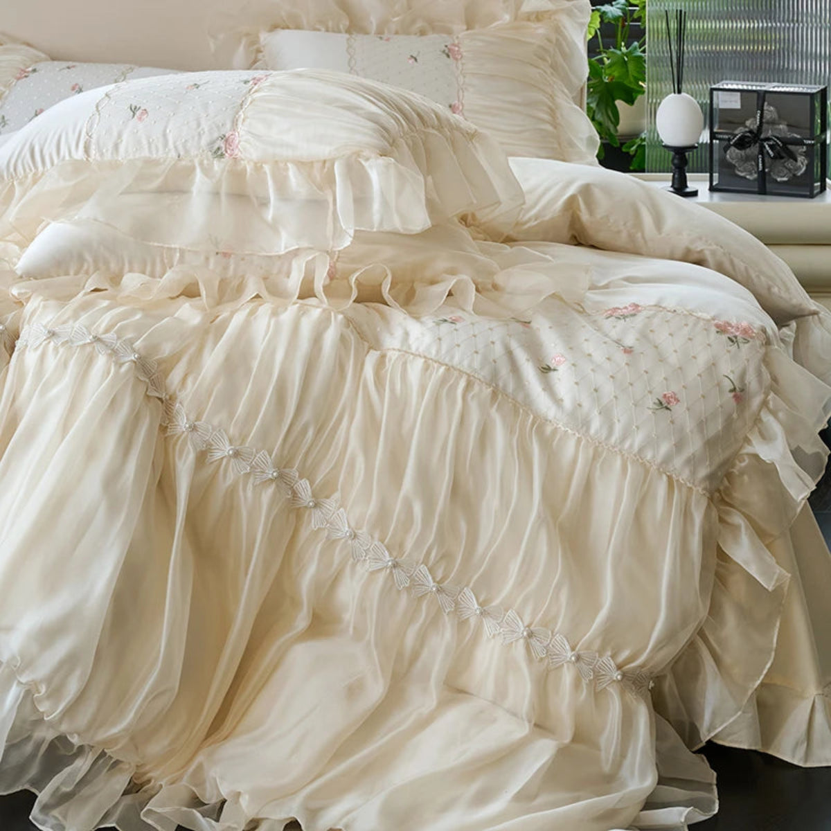 Modern bedroom set shot — creamy ruffle-lace ivory bedding, 100% cotton twill, heart-quilted bed skirt, soft neutral palette, luxury coquette/cottagecore vibe, LINKORI Rubylace Ivory