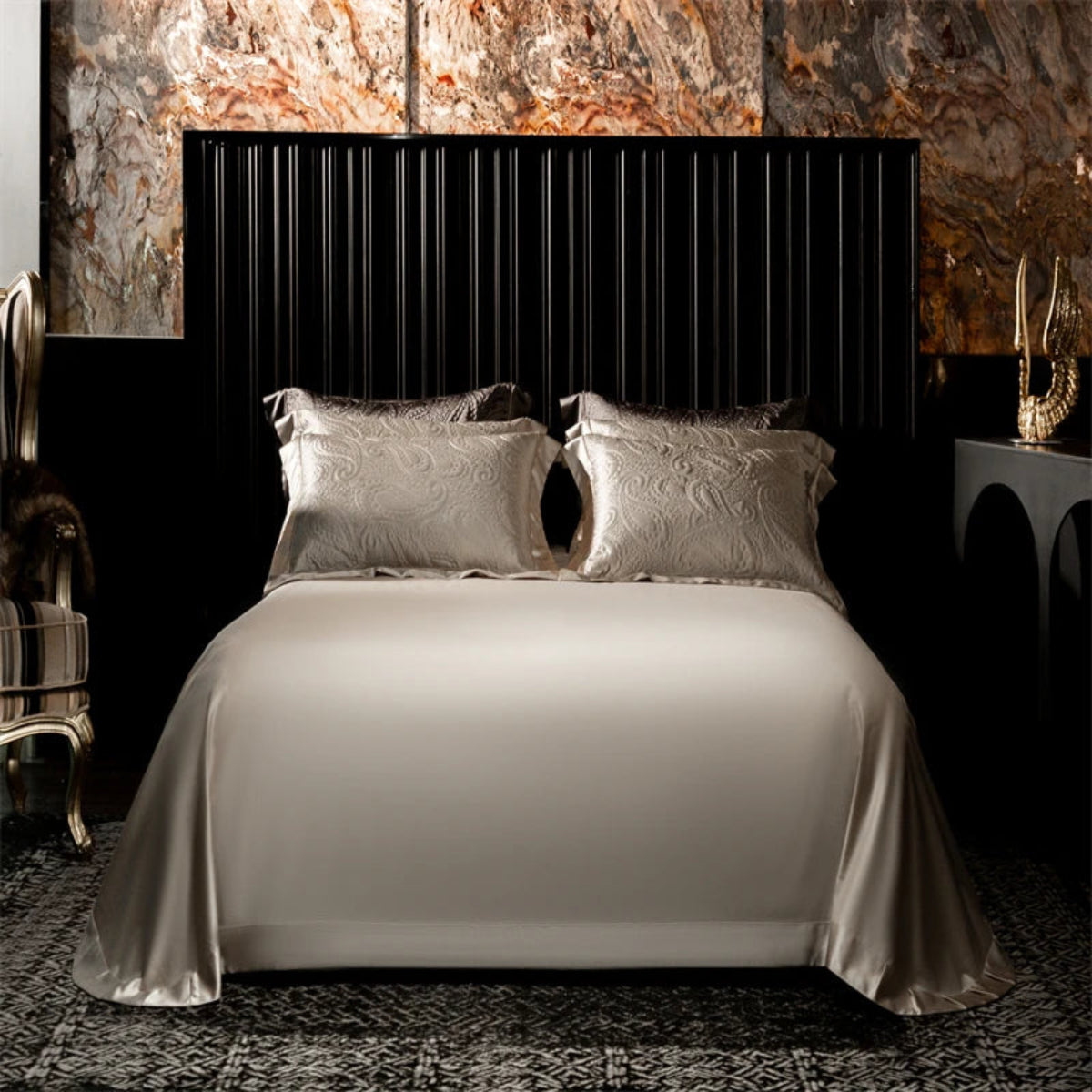 Gold jacquard bedding with paisley embossing in luxury Egyptian cotton – elegant master bedroom décor