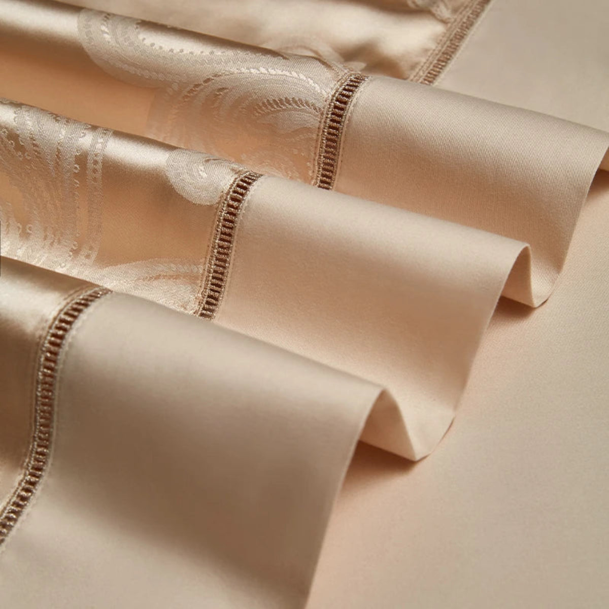 High-quality 1000TC cotton satin bedding with intricate baroque damask patterns and rose gold decorative borders