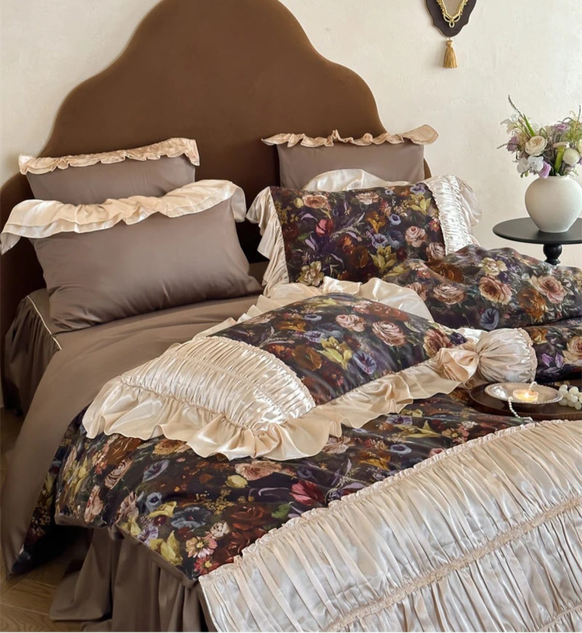 Elegant bedroom full set, ivory shimmer ruffled lace bedding with dark floral duvet cover – LINKORI Roselace