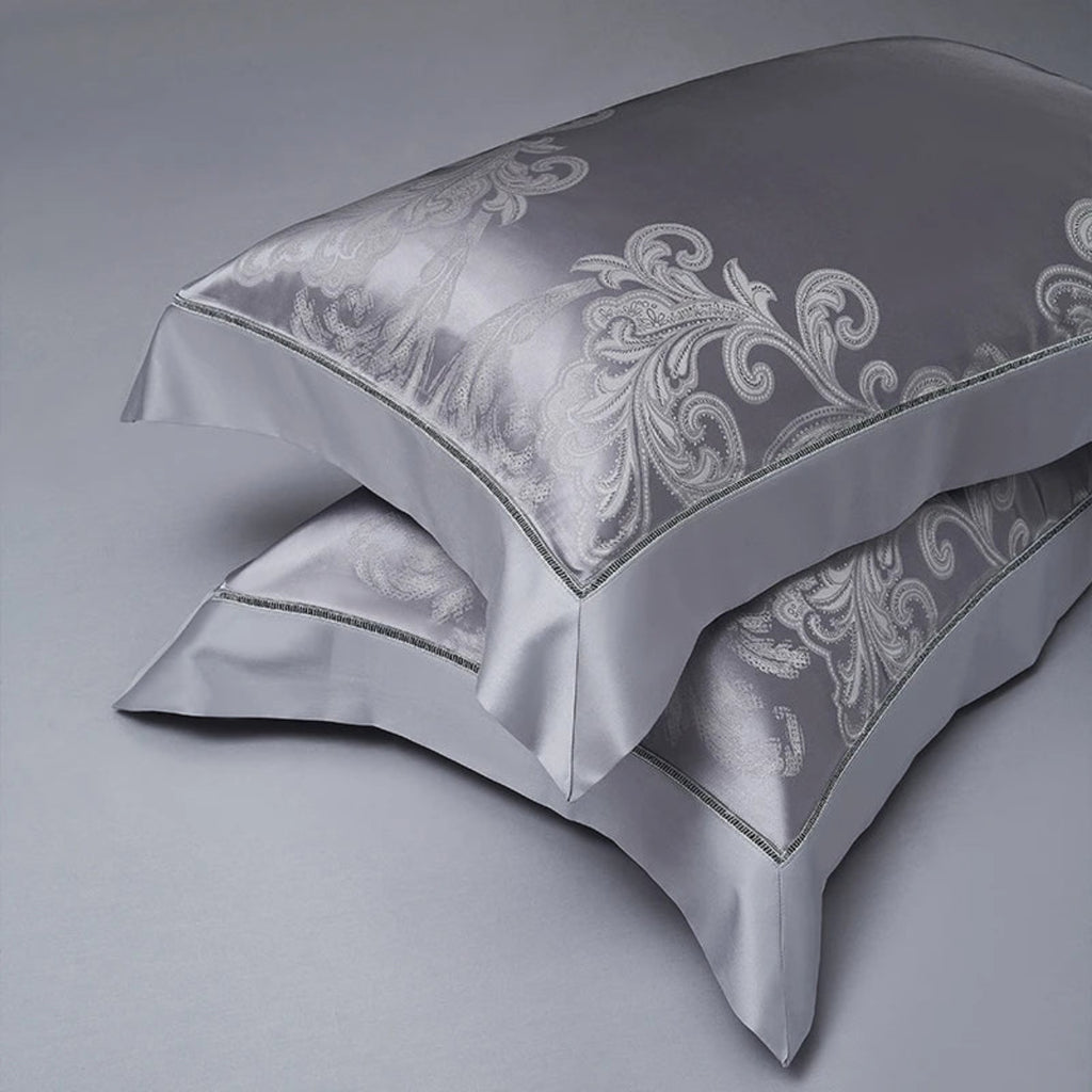 Premium 1000 thread count cotton satin duvet cover with sophisticated lavender grey damask design