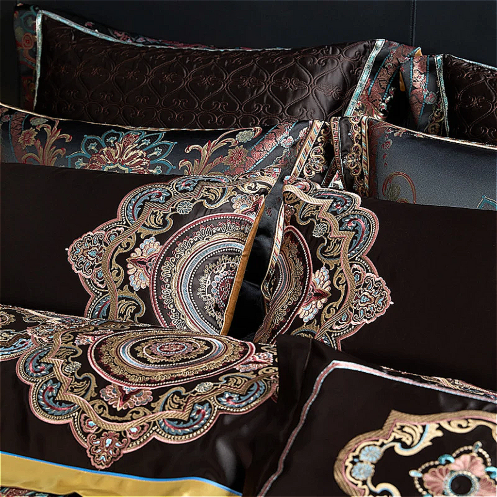 Black paisley jacquard bedding set for eclectic bedrooms and high-end vacation rentals