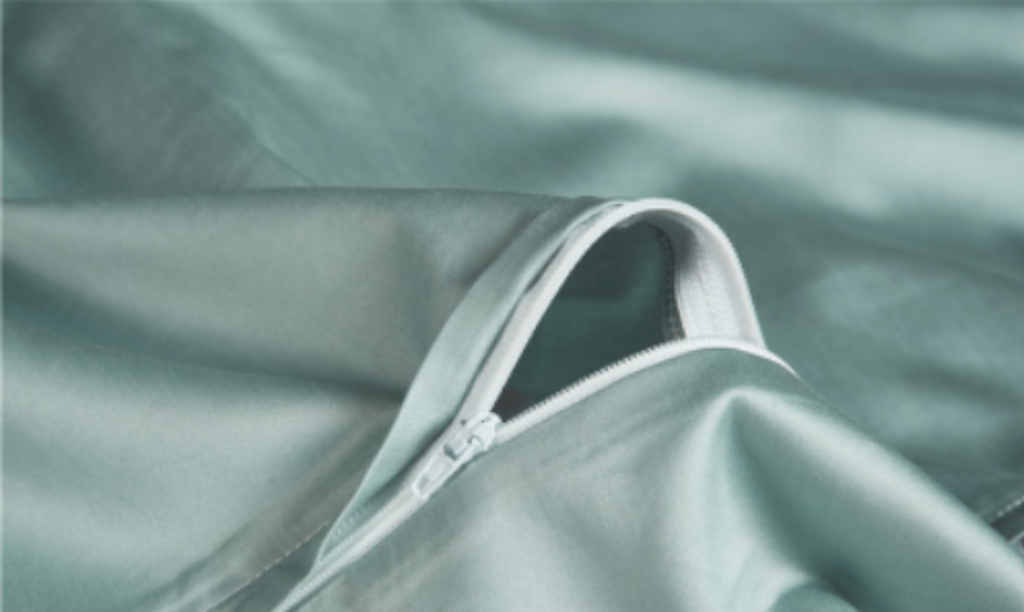 Mint green zipper detail on 100% Egyptian cotton duvet cover – LINKORI Serene bedding