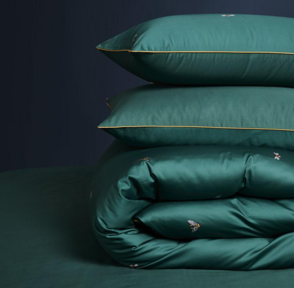 Bee embroidered deep green duvet cover with matching pillowcases, featuring gold piping on 100% Egyptian cotton