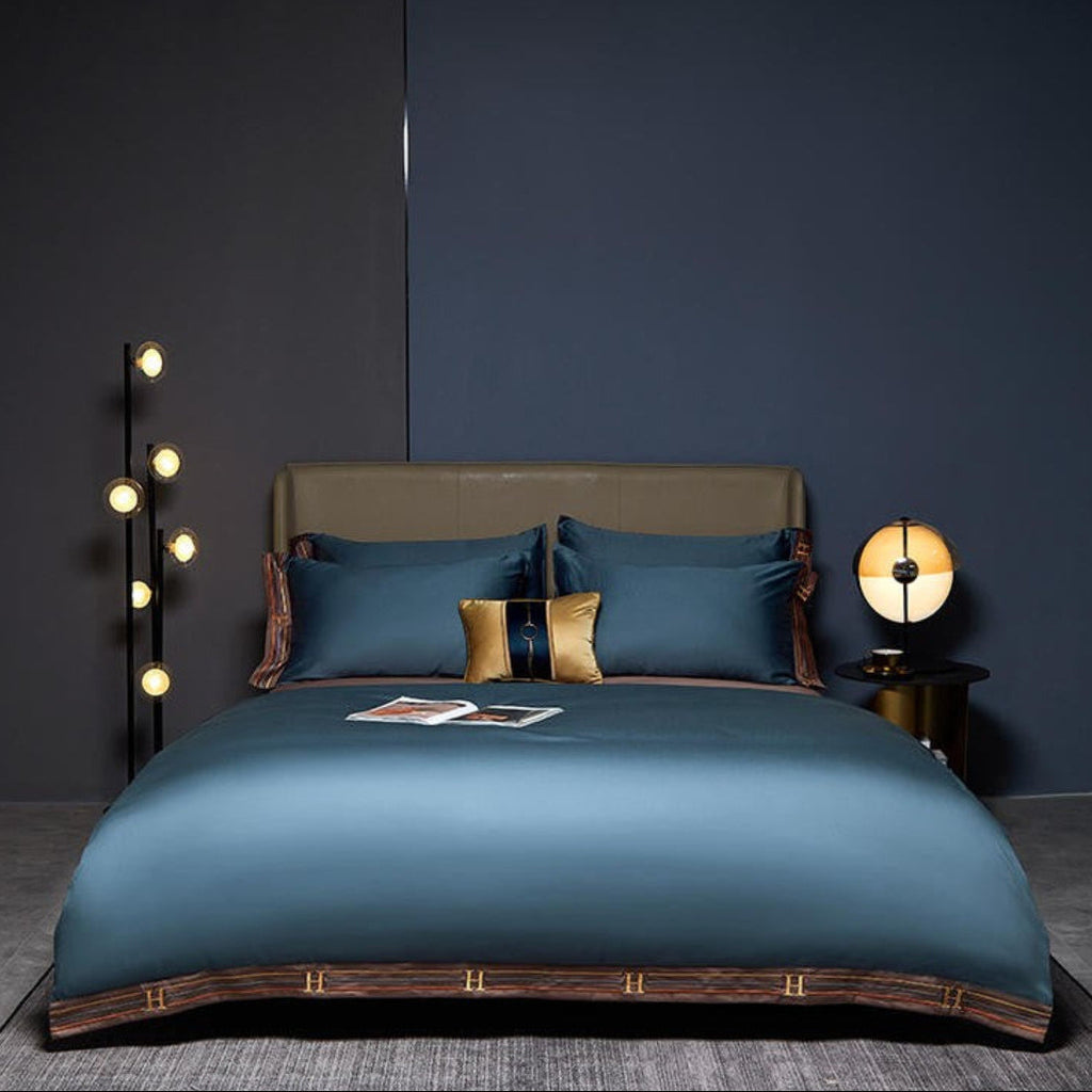 Blue satin duvet cover set in modern bedroom – 4-piece Egyptian cotton bedding by LINKORI

