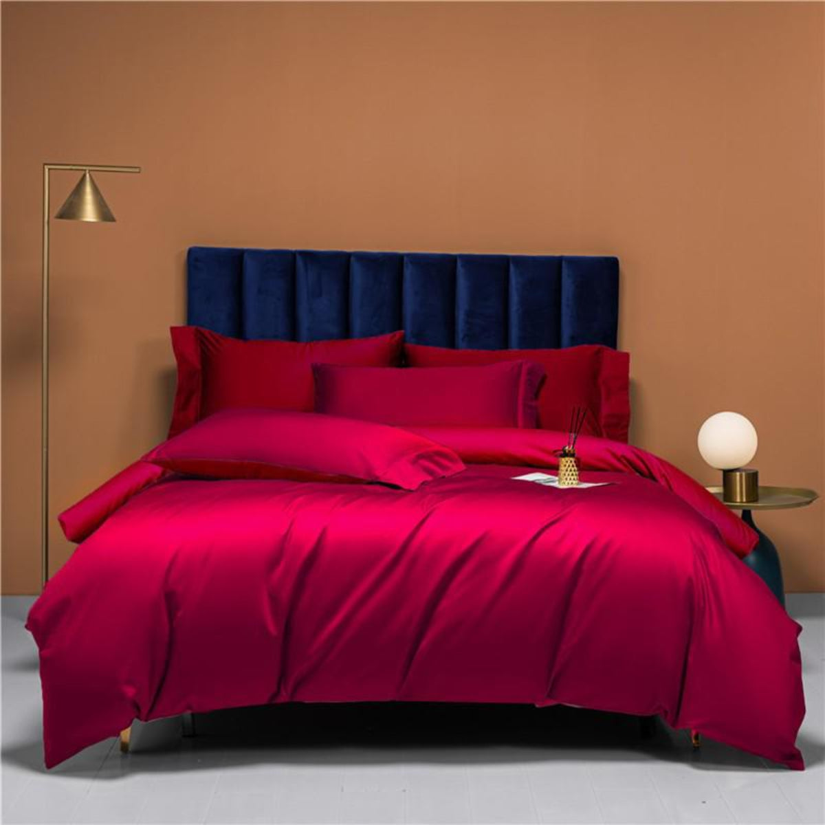 Bold red Egyptian cotton duvet cover set – 4-piece luxury bedding with 800 thread count for modern bedroom decor and contemporary interior styling