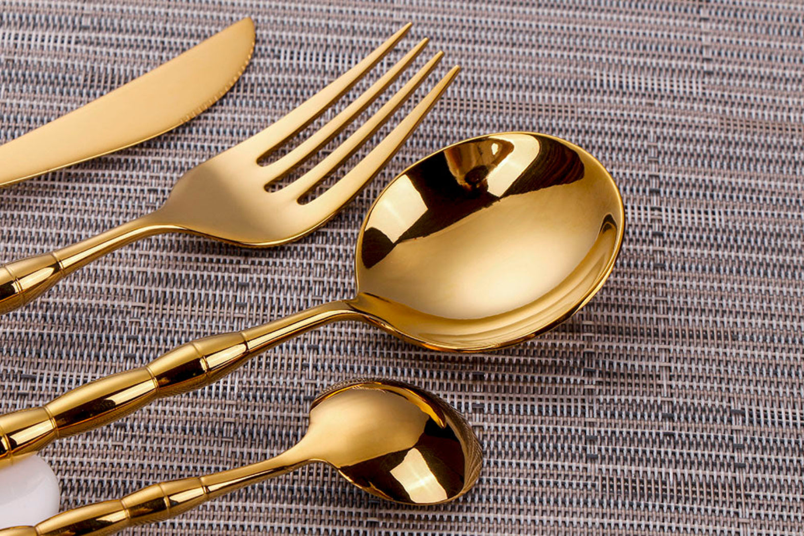 Patti Gold Cutlery Set + FREE Gift! - LINKORI