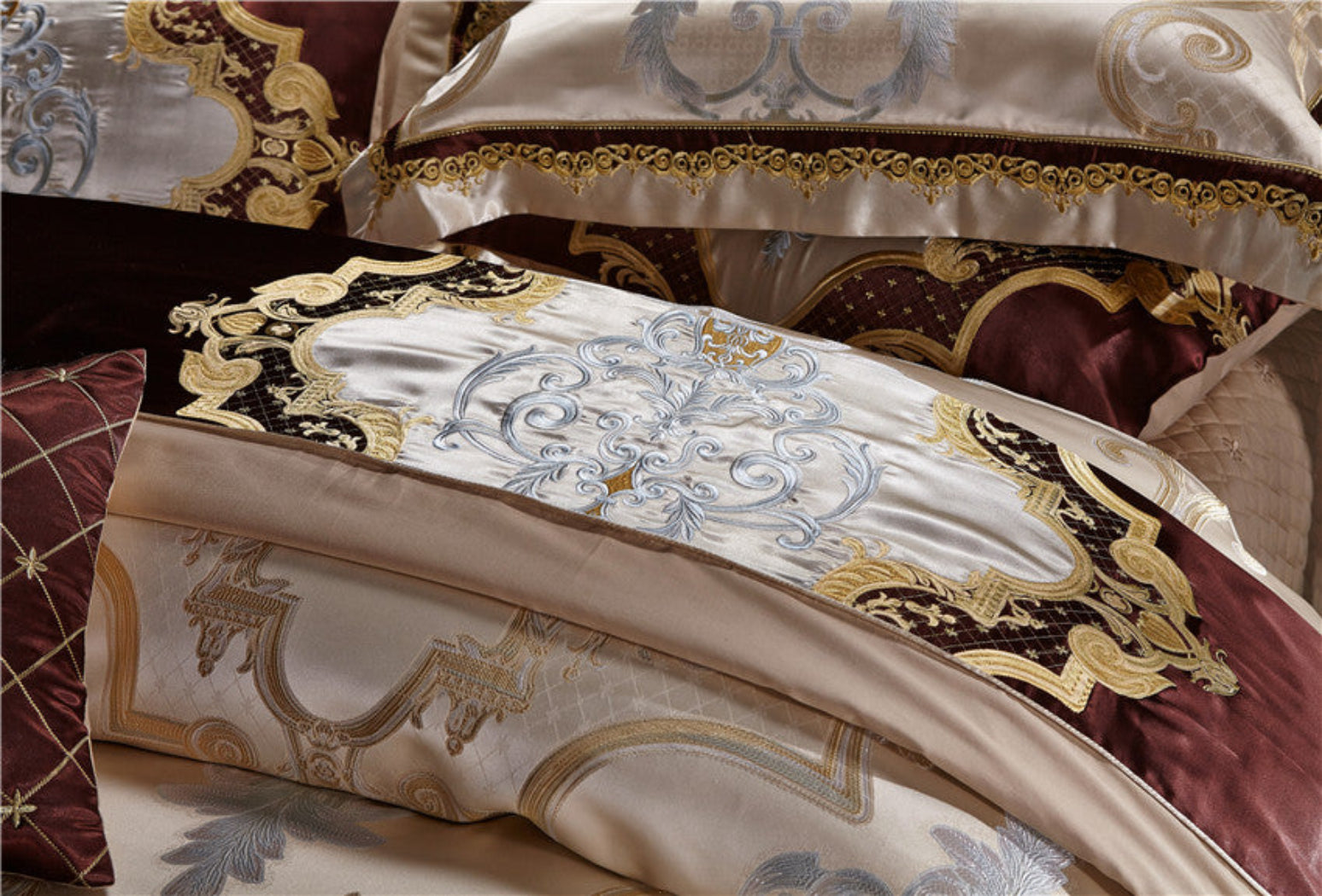 Detailed view of LINKORI Specto pillows – premium embroidery with ornate symmetrical heritage motifs