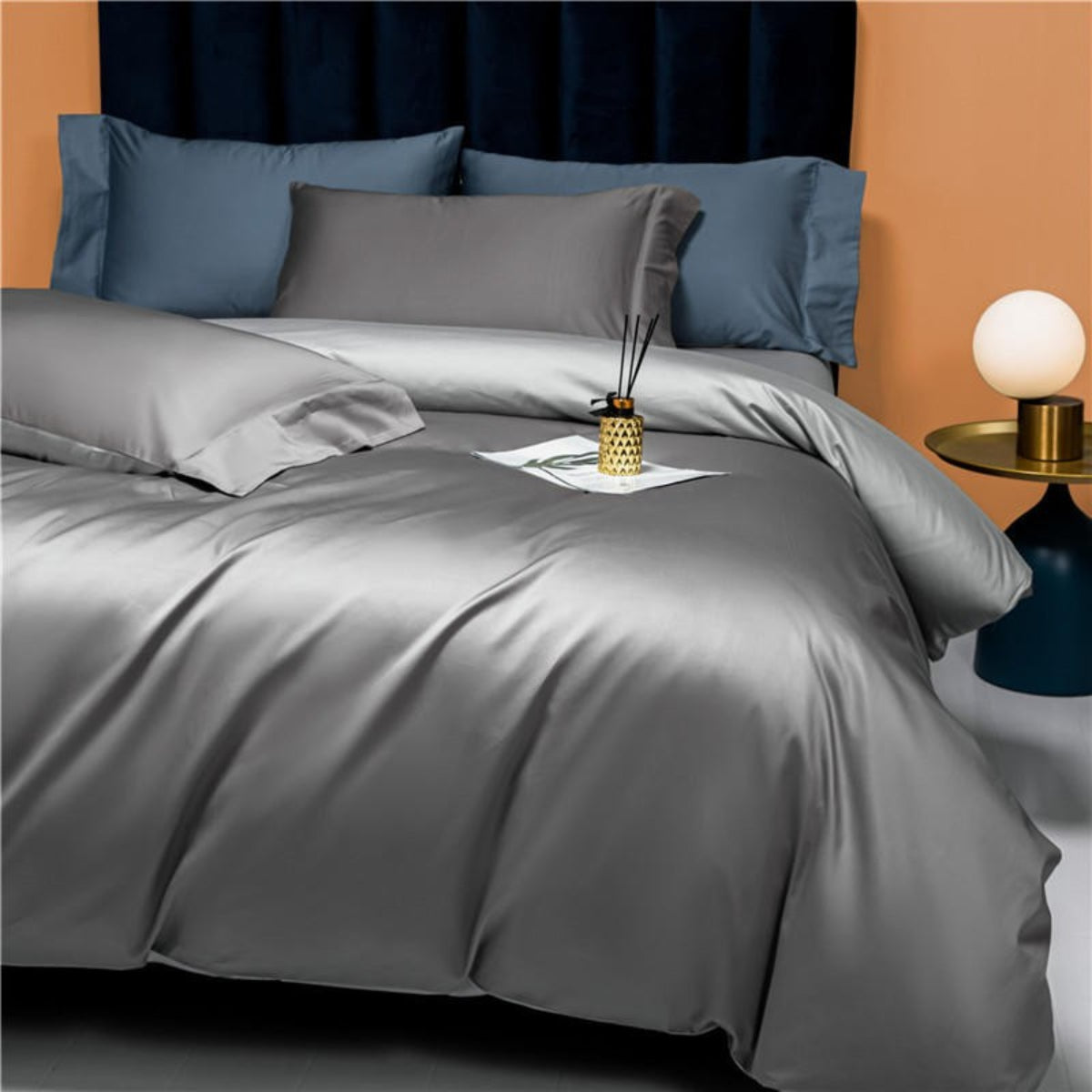 reversible grey two-tone Egyptian cotton bedding set 4-piece arrangement styled in modern bedroom | LINKORI Neslla Grey