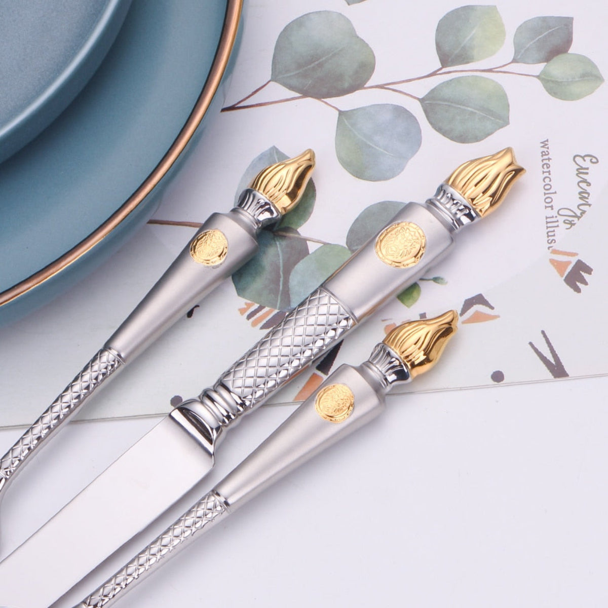 Close-Up of Gold Fluted End Detail on Polished Handle – LINKORI Torph Luxury Flatware Design