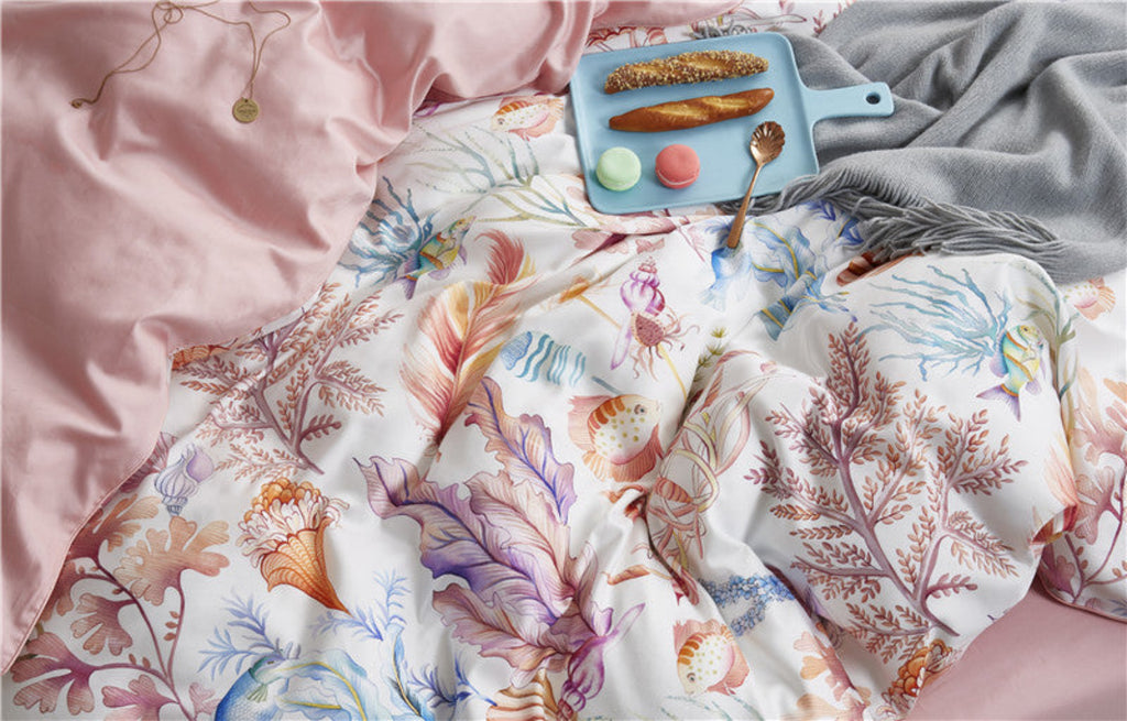 Floral coral print on duvet with blush pink flat sheet – LINKORI Pinklavel watercolor design details