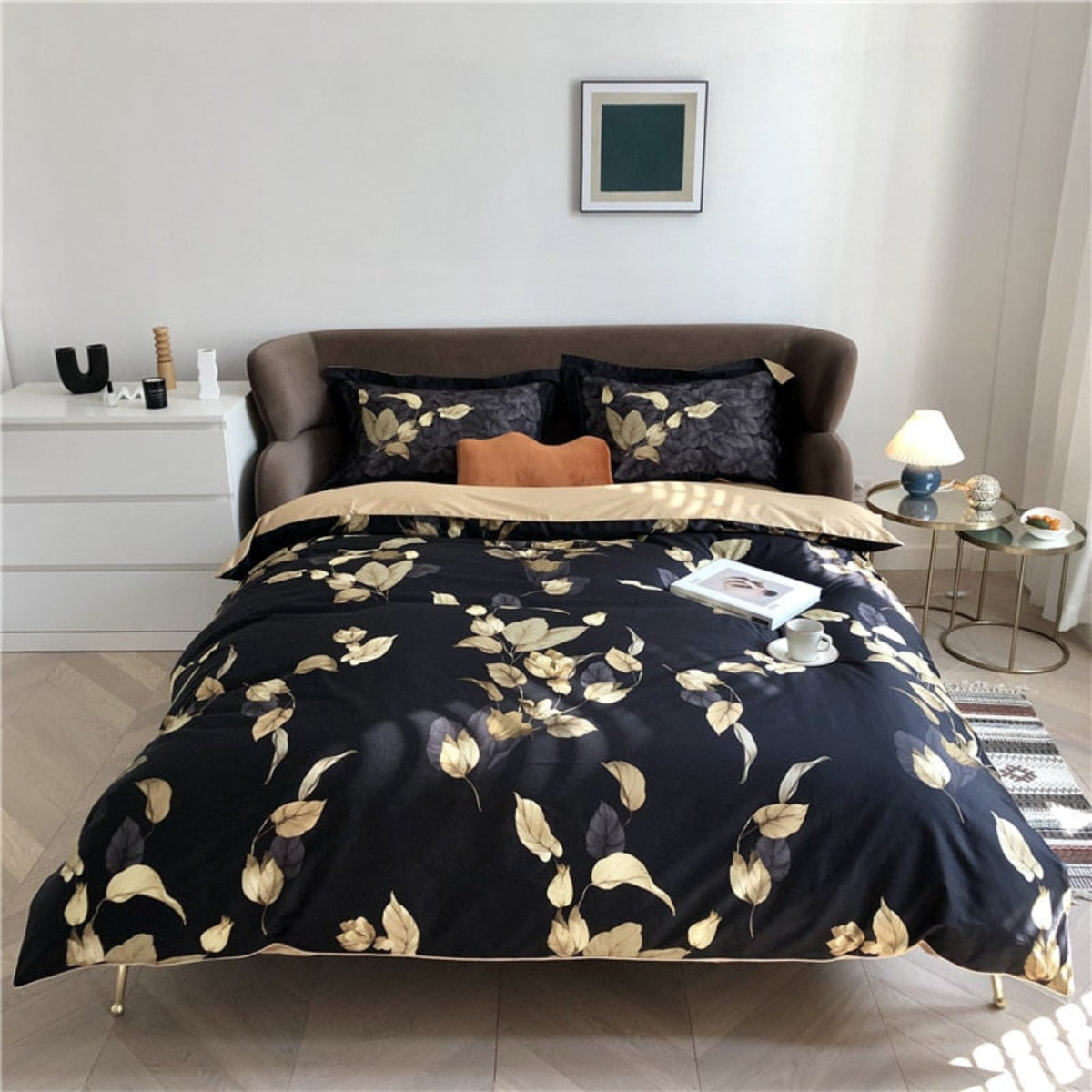 Black & gold botanical bedding – 100% Egyptian cotton duvet cover 4-piece set for modern bedrooms | LINKORI Golden Leaves