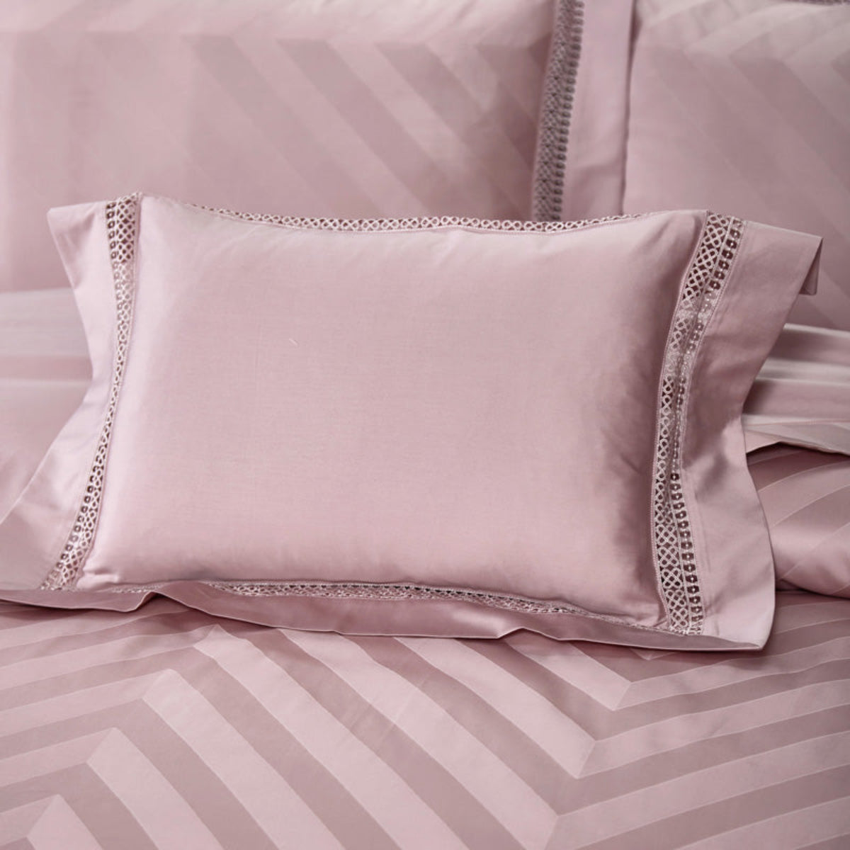 Geometric Chevron Pink Duvet Cover – Matching Pillow Set on Textured Fabric