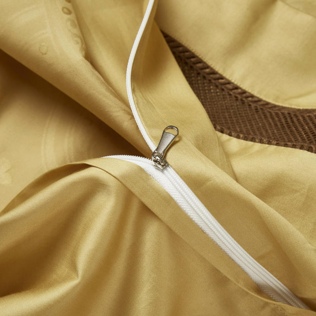Hidden zipper closure on LINKORI Blangdra duvet cover – seamless finish for functional luxury