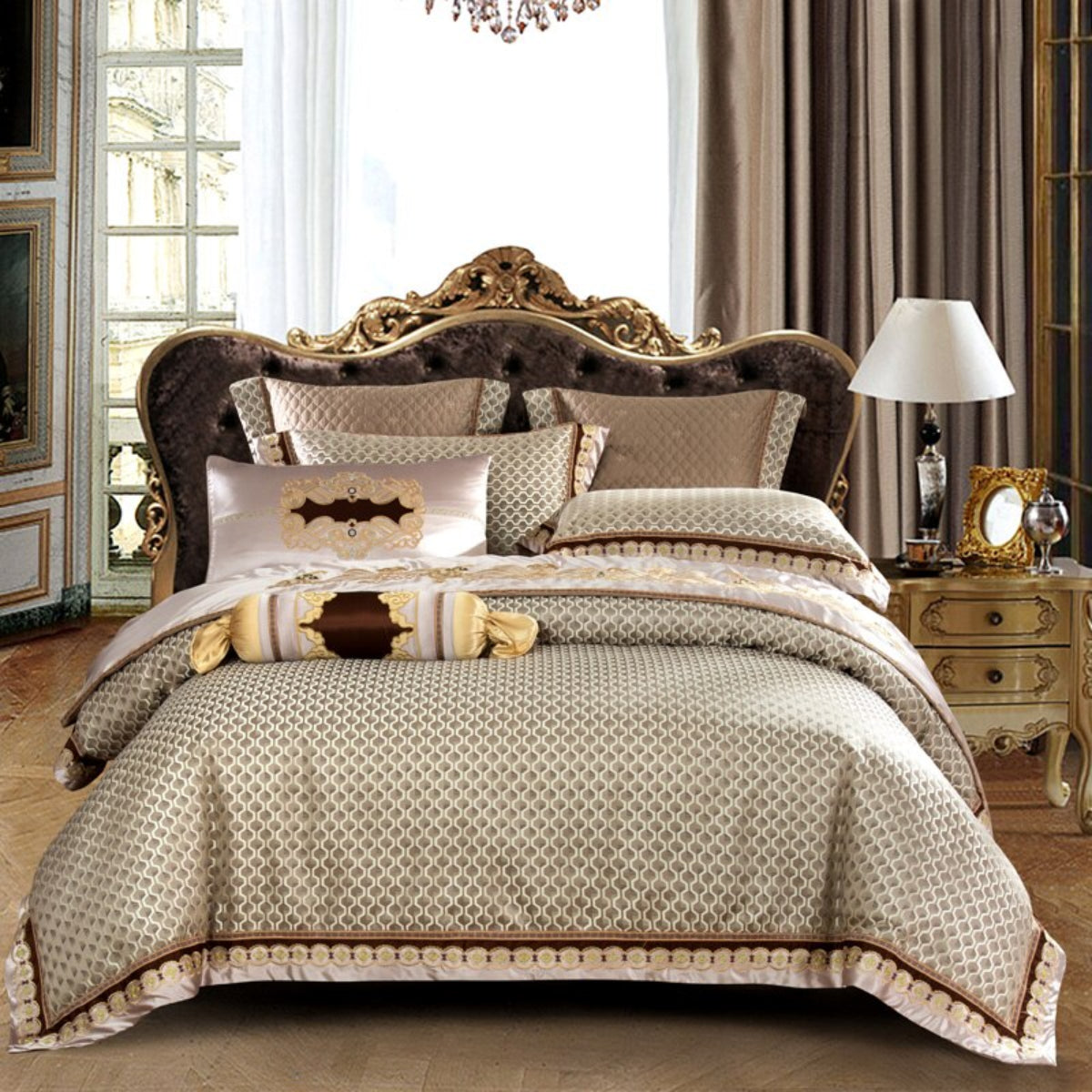 Luxury silk cotton jacquard duvet cover set styled in a regal baroque bedroom with thick spread and embroidered pillows – LINKORI Stapun
